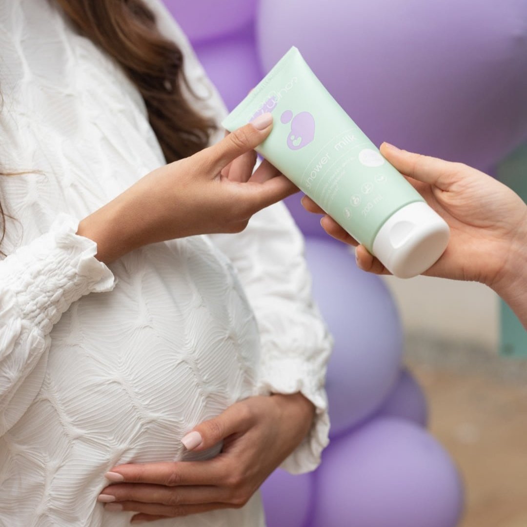 Mom & Who Pregnancy Wash Shower Milk Aurelias Crossans 1